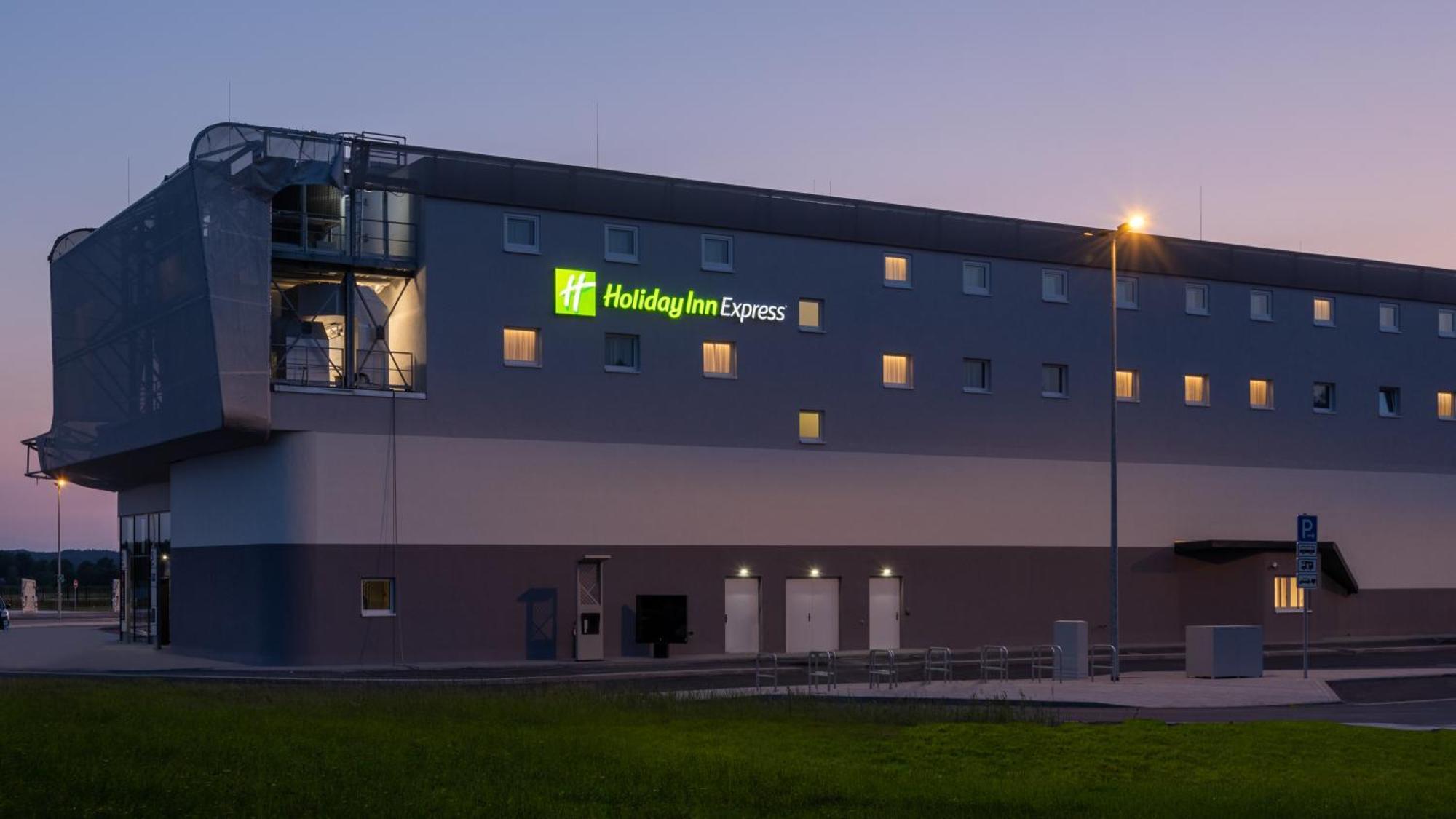 Holiday Inn Express - Hamburg South A7-As42 By Ihg Egestorf Kültér fotó